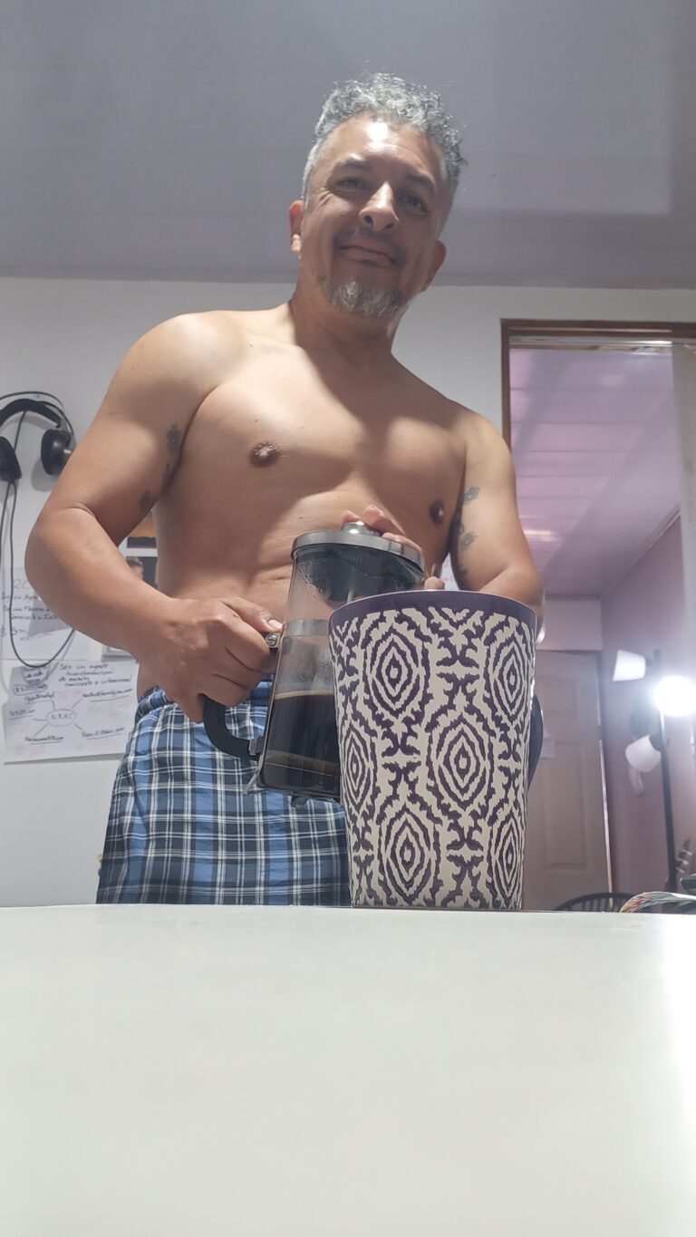 Un Cafecito Por La Mañana