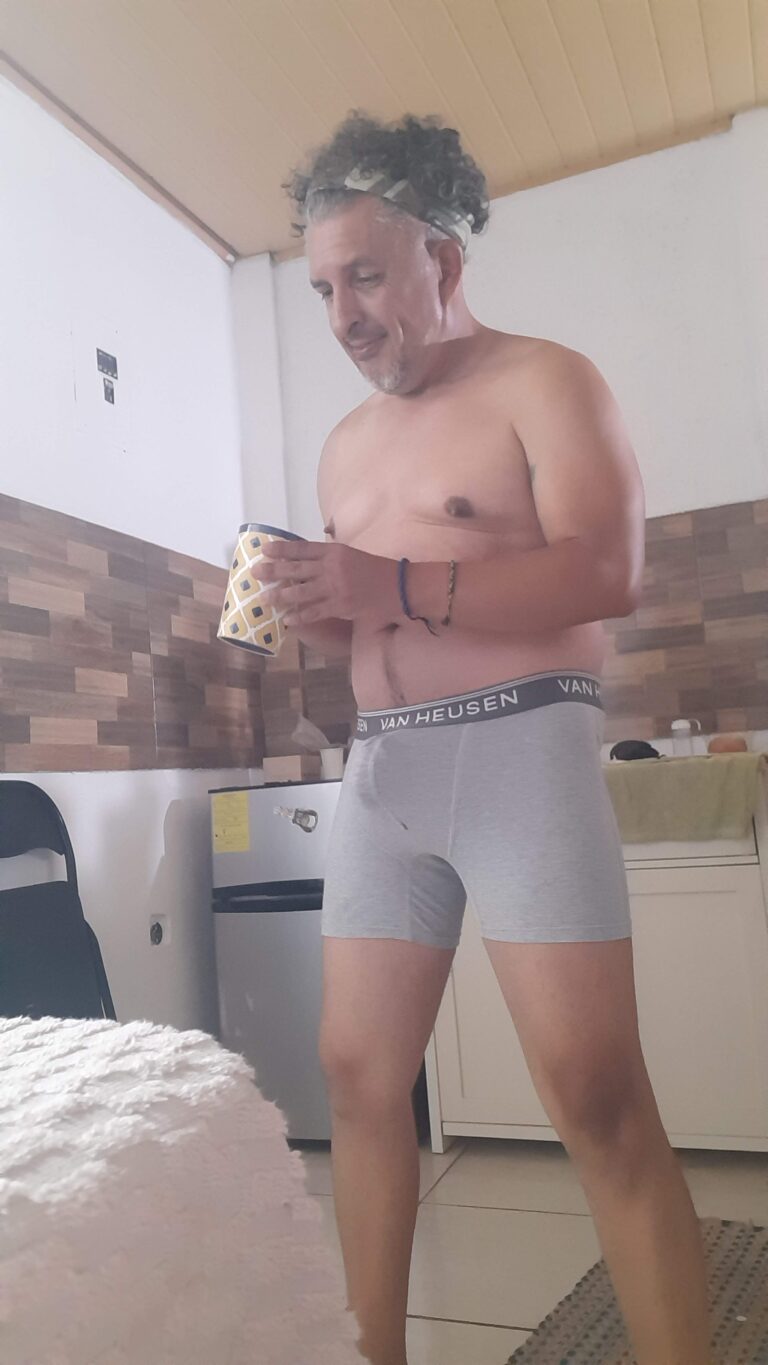 Un Cafecito Por La Mañana